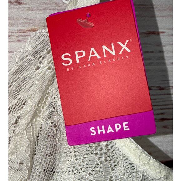 NWT SPANX Shape Clean White Bodysuit Lace Shaping Bodice Size Large - Picture 9 of 11